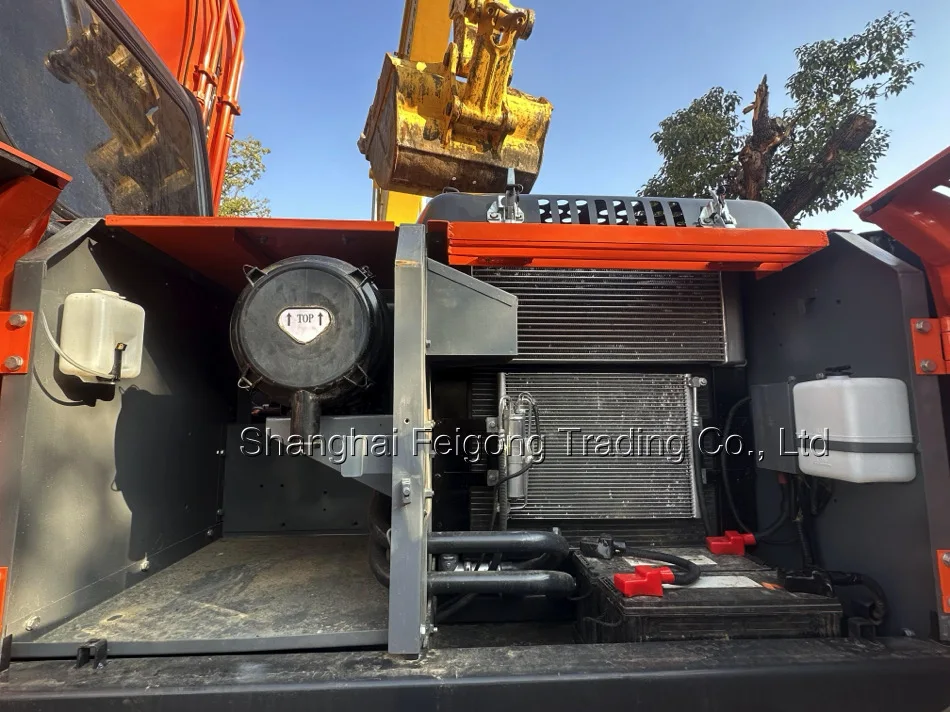 98% New High Quality Used Excavator Hitachi ZX200 Good Performance 20 ton Construction Digger Machine