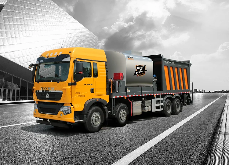 Asphalt Gravel Paving Road Repairing Spreading Truck Synchronization Seal Coat Road