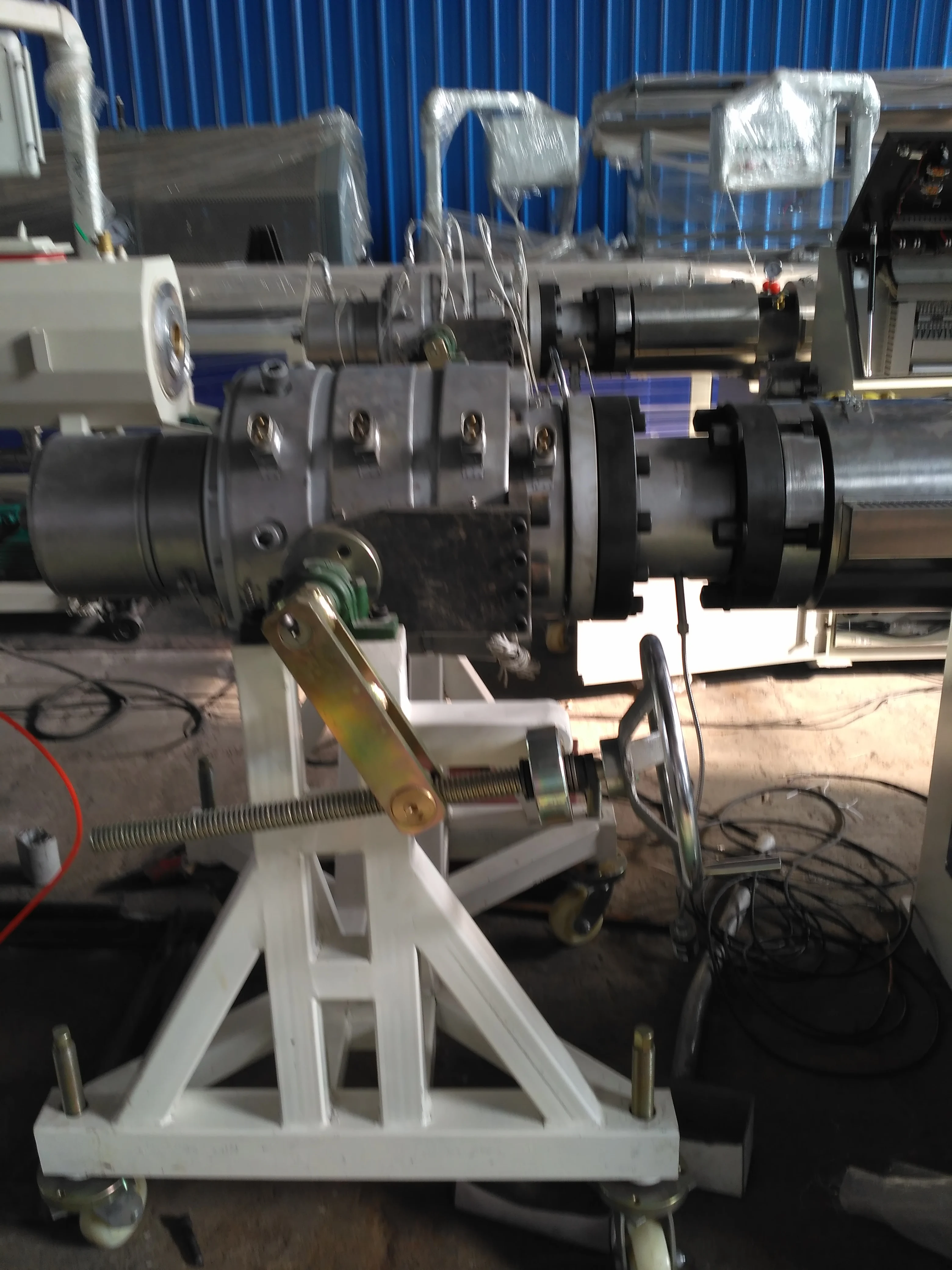 bottom price china pvc pipe making machine large diameter for water plastic pvc pipe machinery