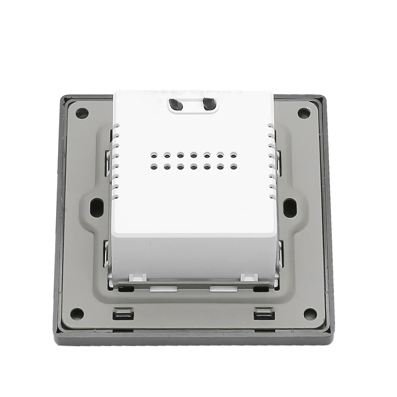 OEM Custom CCC Certificate Cheap Fast Charging Type C PD 20W USB Universal Electrical Outlet Wall Socket With