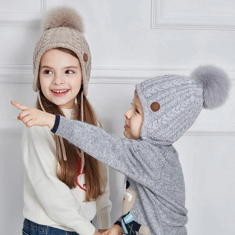 Stock Winter Toddler Baby Boys Girls Winter Knit Hat Kids Boys Ear Flap Warm Fleece Lined Knit Beanie Fur Pom Hat Wholesale RTS