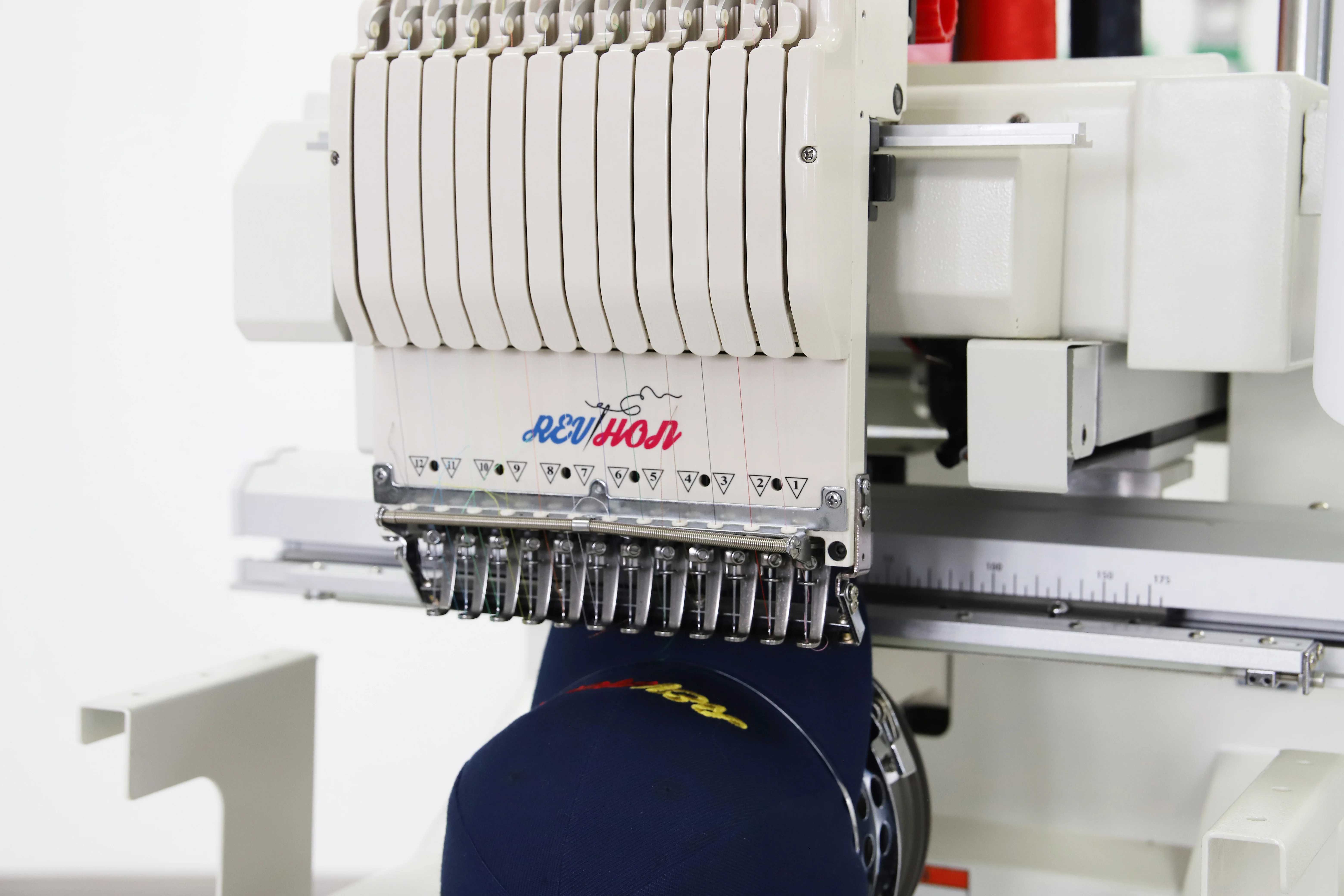 REVHON Chinese factory fast shipping  9/12 needles multi functions new single head embroidery machine for clothes