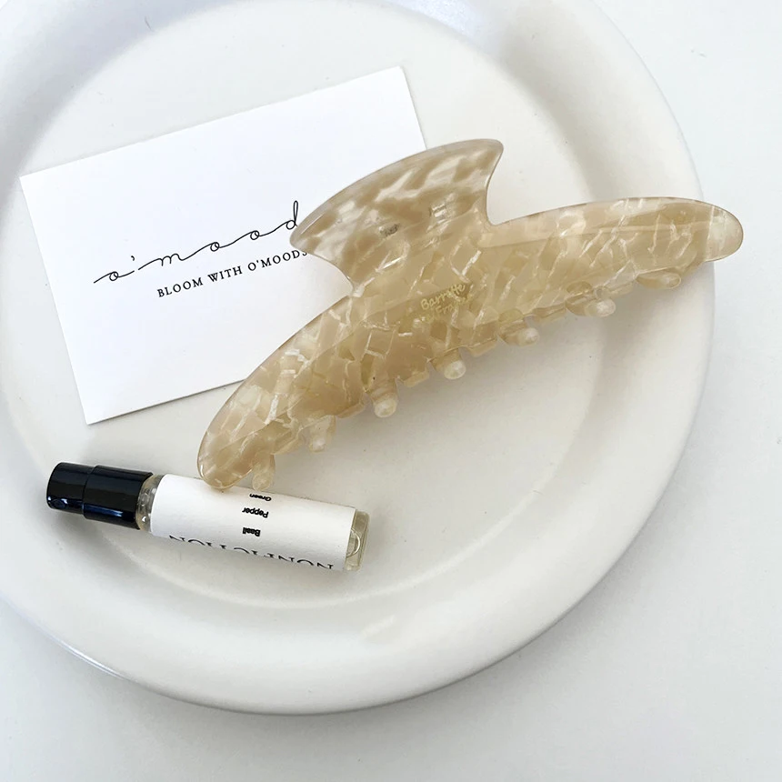 big pearl  crack hairpin Acetate unique  long hair advanced highlights fashion hair claw clip for young women