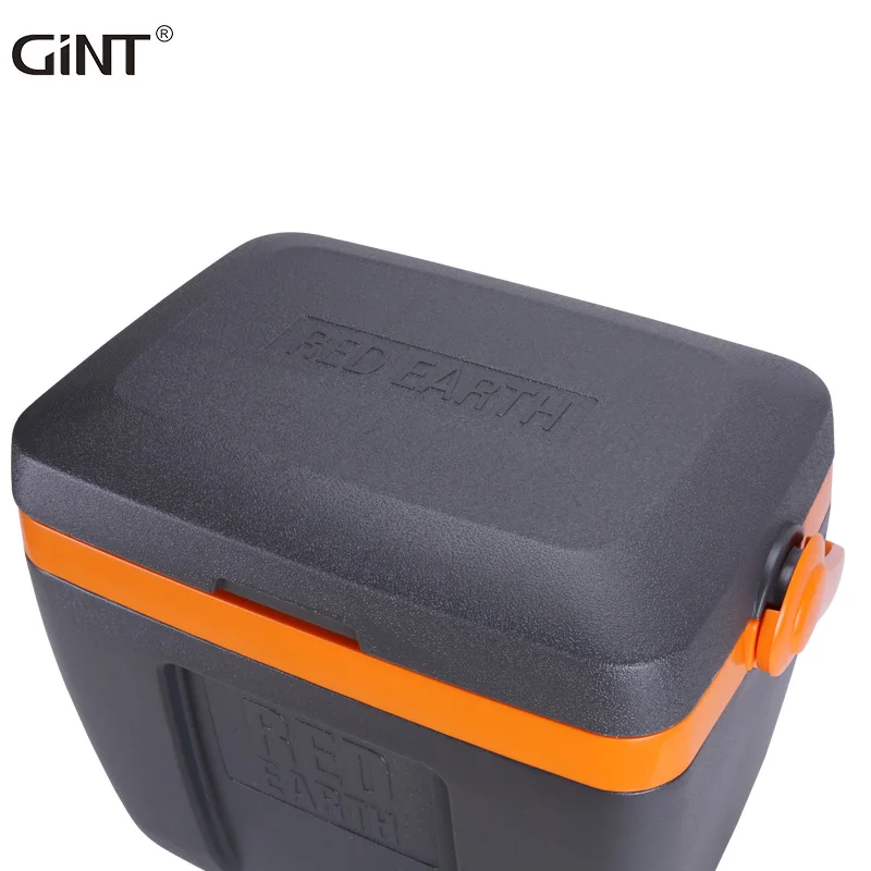 Wholesale PU Foaming Mini Fish Cooler Box Middle Capacity 28L Cooler Box Fruit Container with Lid and Strap