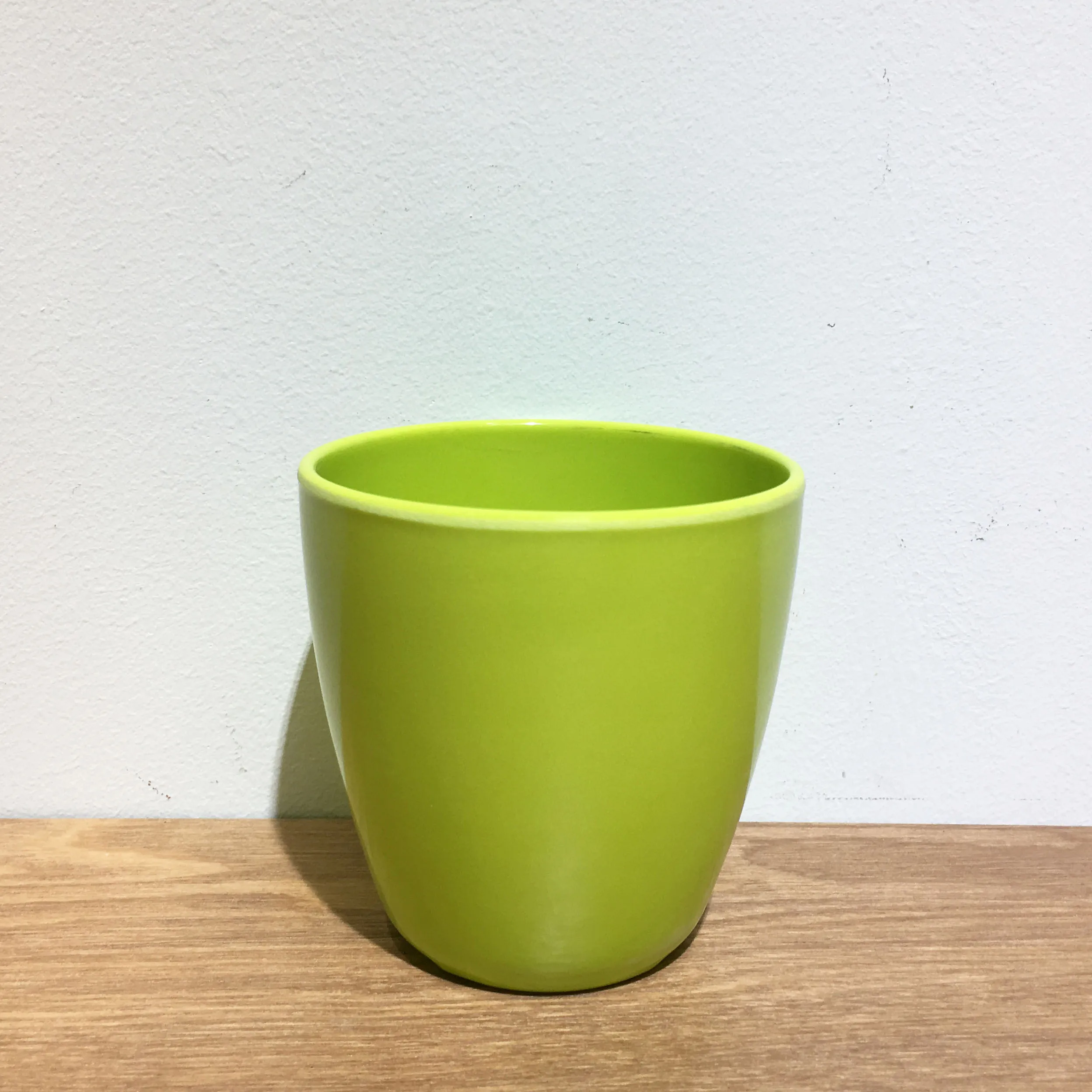 wholesale factory 2022 colorful wide round house eco big plant pots plastic flower pot