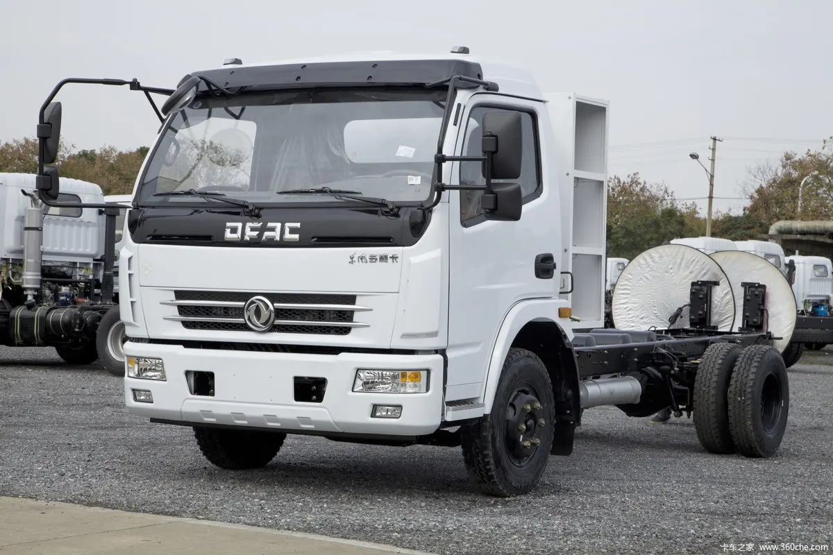 Dongfeng 4x2 105KW 4 Ton Tow Capability  CNG  Truck New Clean Energy Natural  Customized CHAOCHAI LIGHT Truck Manual