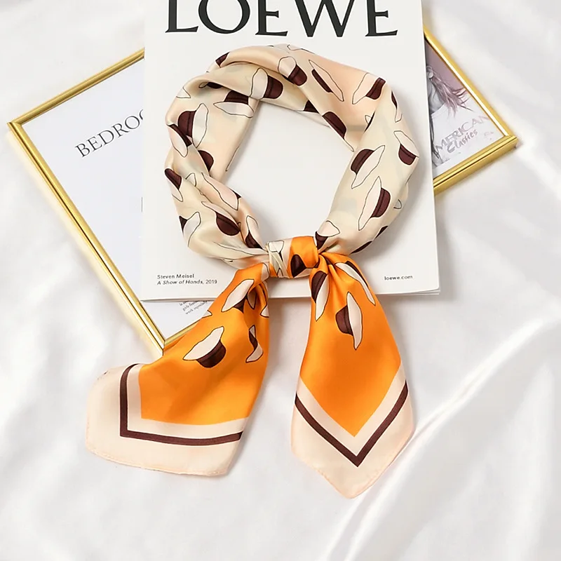 Amazon hot sale  70x70cm 100% nature silk black and white echo printed square scarves ladies silk satin head scarf