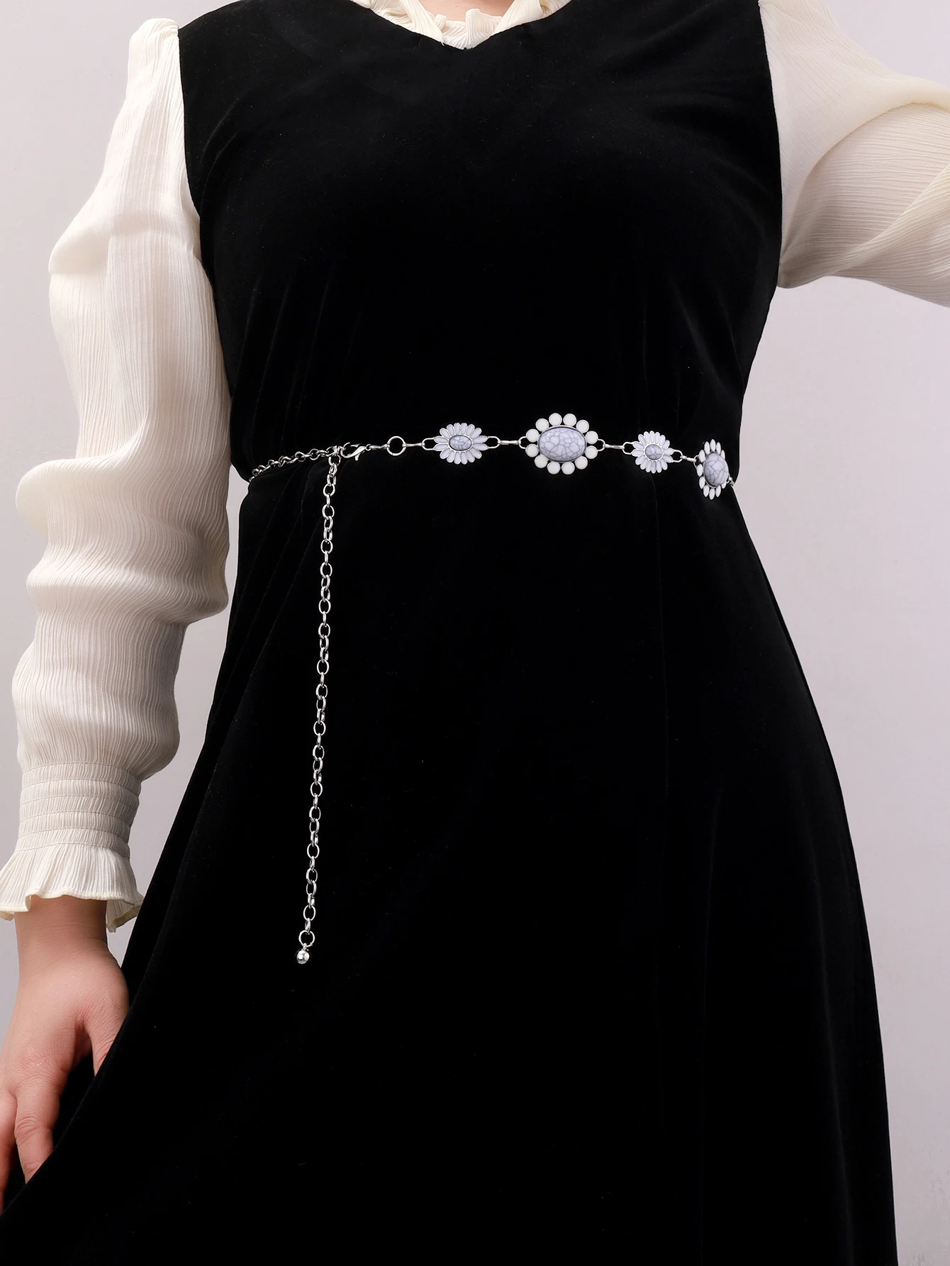 Customizable Hot Sale Bling Beautiful Girls Women Ladies Individualistic Belt Chain Belt