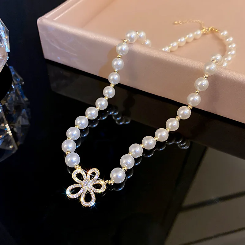  Elegant Pearl Daisy Choker Necklace For Women Flower Pendant Beads Neck Short Chain Female Summer Boho Jewelry