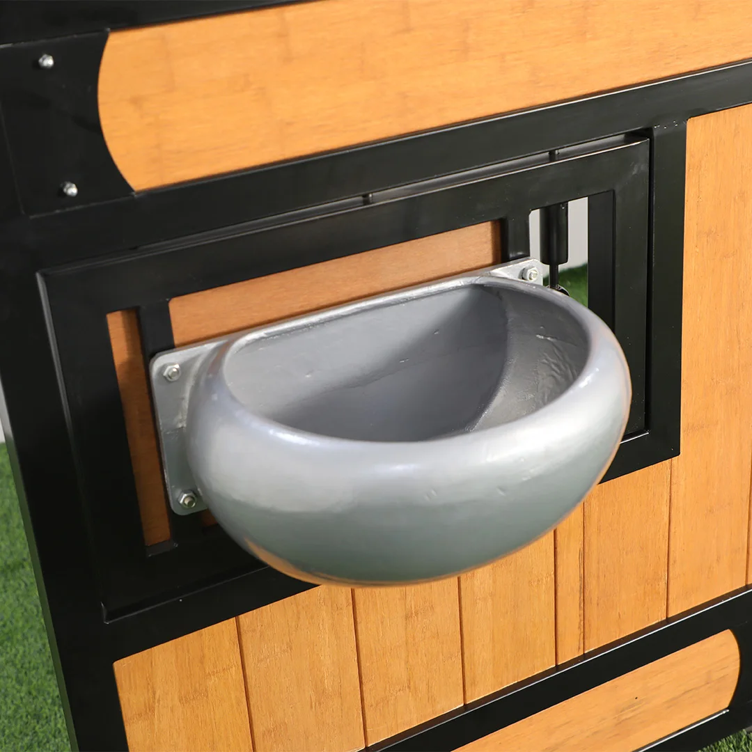 Hot Sale Europe Professional Style Horse Stables 3m 3.5m 3.6m 4m Hot-Dip Galvanised Horse Stable Planks Bamboo