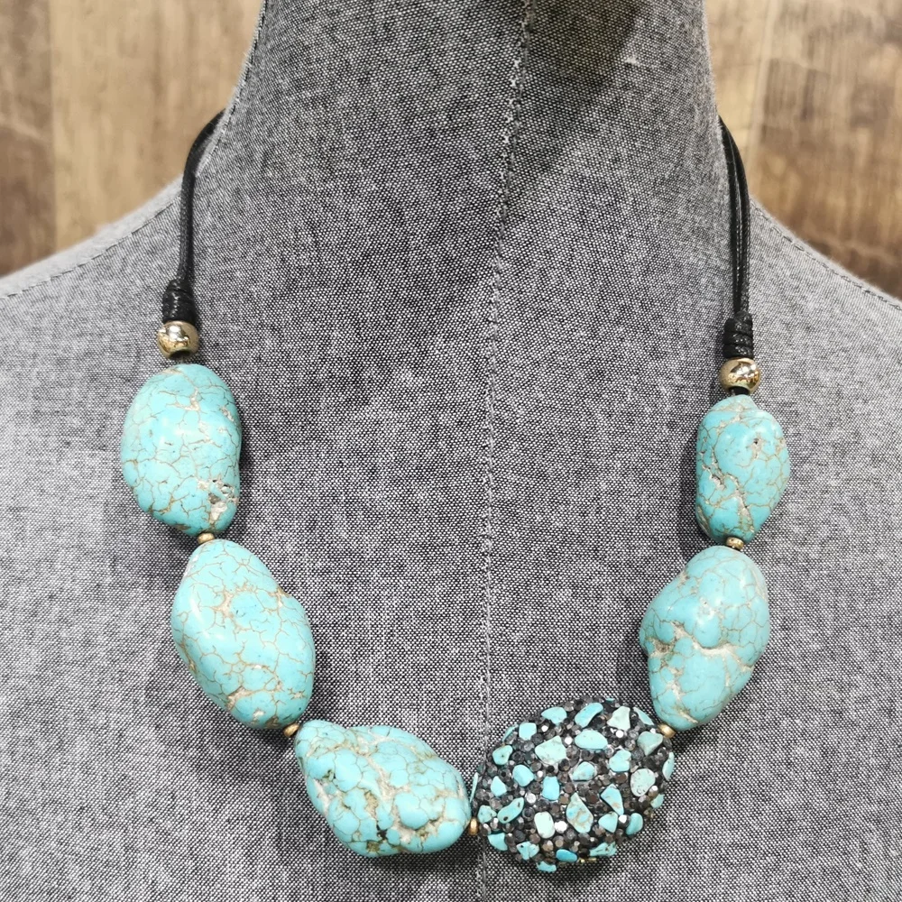 Vintage Turquoise Large Beads Necklaces Handmade Pave Crystal Gemstone Choker Necklace Jewelry for Women Adjustable