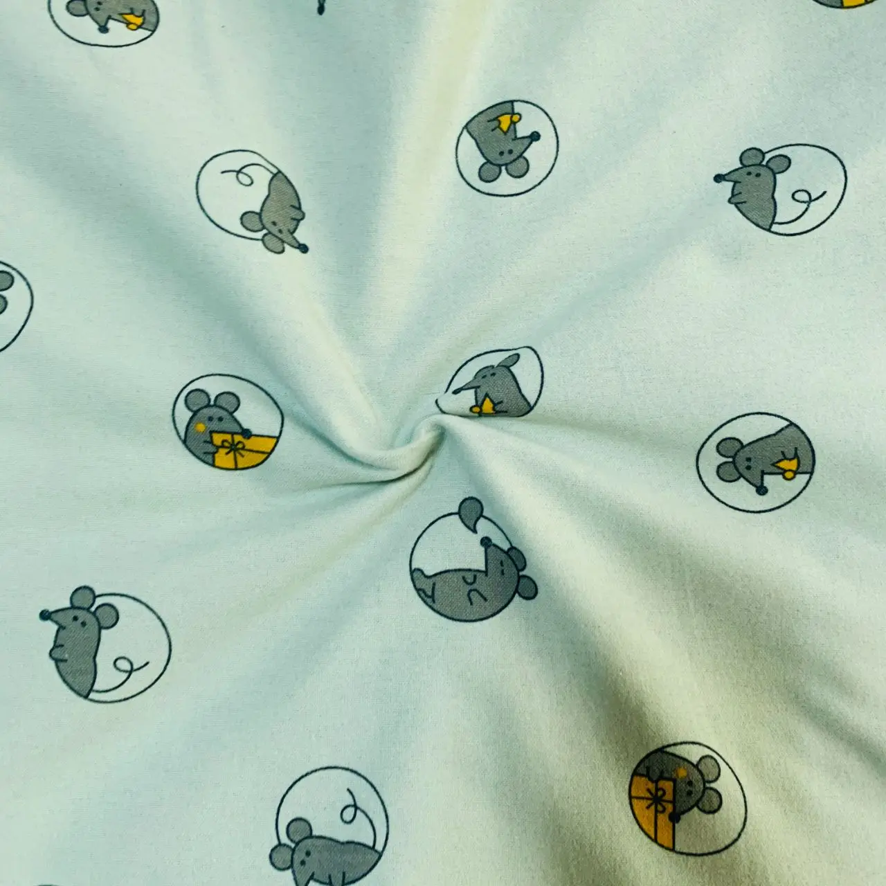 No MOQ Best price Soft Cotton printed flannel base fabric Children clothes women pants shirt dress material