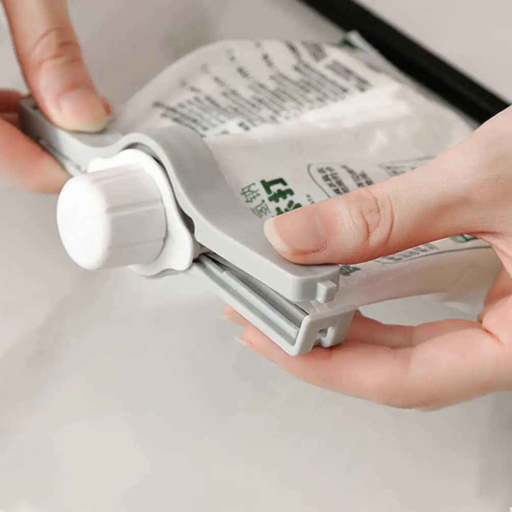 Simple Plastic Food Bag Storage Seal Lock Lid Kitchen Food Storage Tool Sealing Clips Sealing Bag Clips