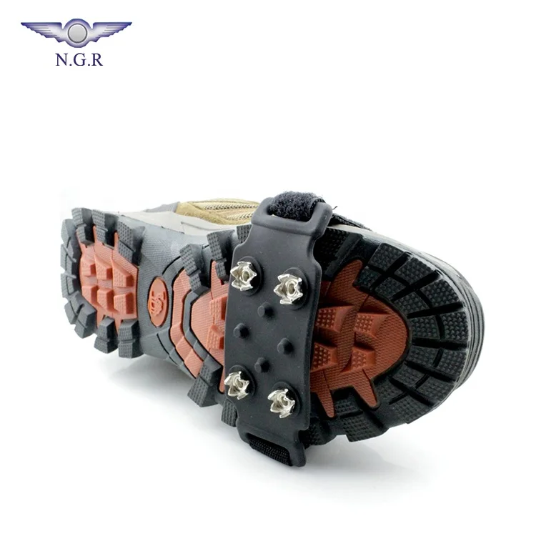 Hot sell classic 4 spikes adjustable size rubber anti-slip outdoor crampons ice cleats for hiking boots