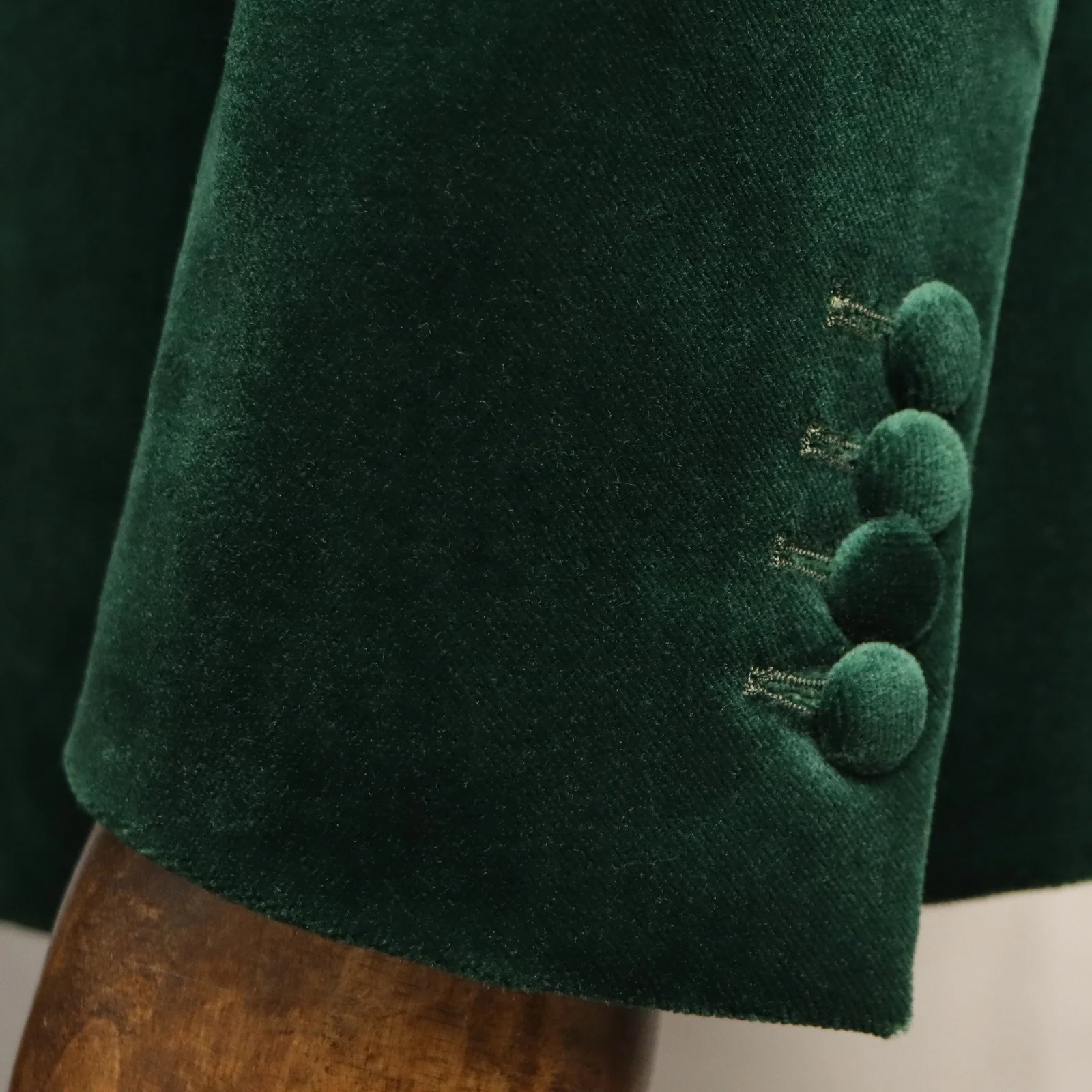 MTM Bespoke Velvet Tuxedo Custom Wedding Jacket  For Man Luxuriant Shawl Lapel Green Mens Dress Blazers For Groom