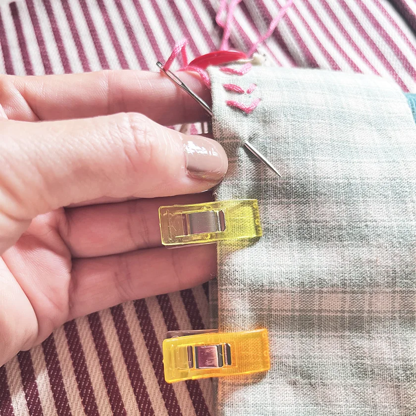High Quality 100pcs Plastic Clothes Line Clips Sewing Wonder Clip