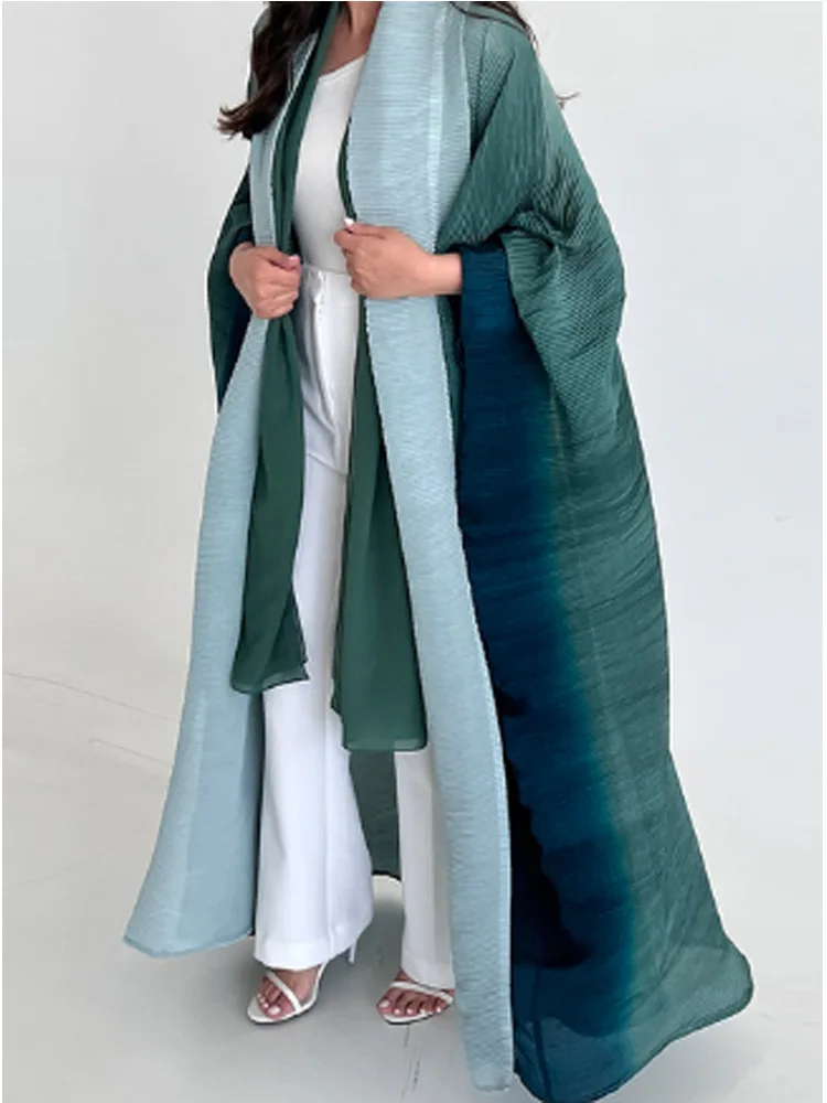 Zifeng OEM Long-Sleeved Windbreaker Jacket For Women Gradient Color  Enlarged Bat-Sleeve Scarf Style Long Outer Shawl