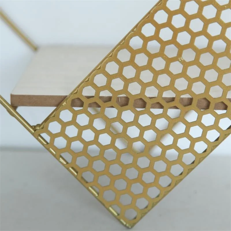 Wall Shelf Metal Floating Shelves Heart Design Small Shelf Storage Industrial Modern Romantic Farmhouse Style