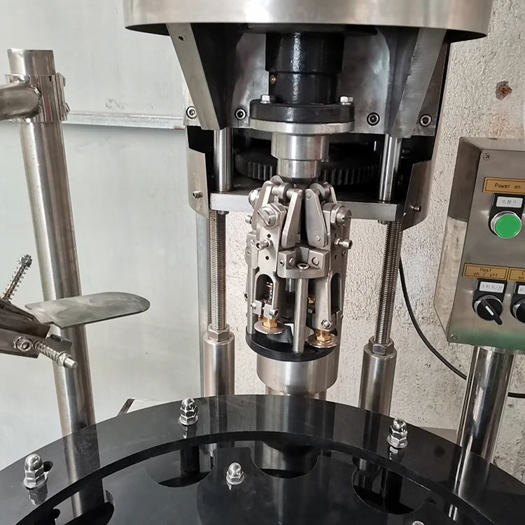 Автоматическая машина для укупорки бутылок вина, от 1000 до 2000 баррелей в час