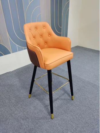 New high bar furniture stools chairs with armrest popular leather seated high stool bar chairs bar stools for kitchen dine