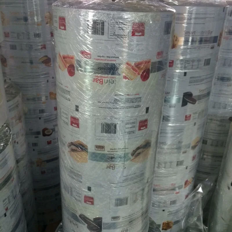Customizable Logo Size Color Printed Beverage Drink Packing Food Packaging Film Bag Laminated Plastic Pe Pet Sachet Film Rolls