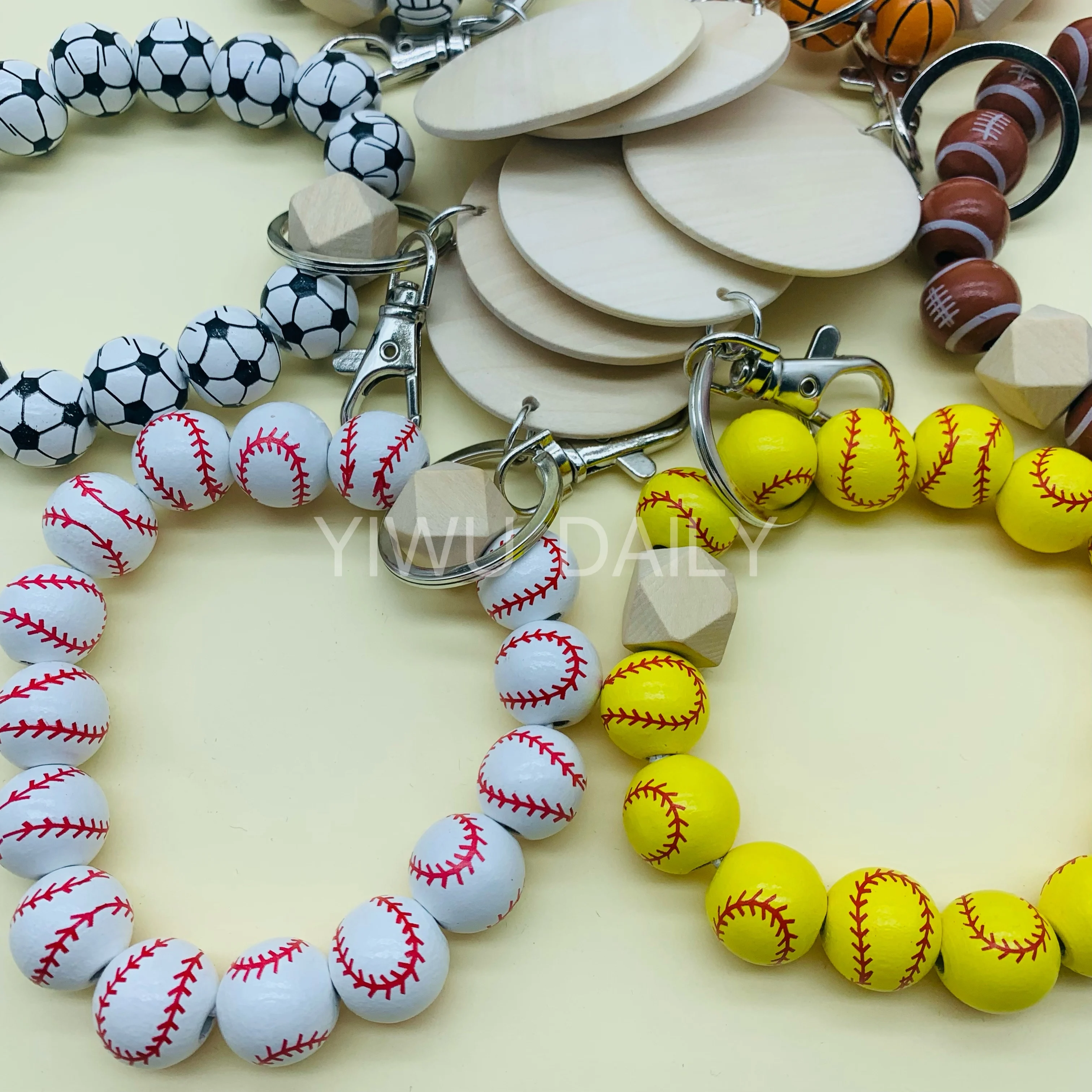 Custom Baseball Sporty Wristlet Key Ring Wood Disc Rugby Football Basketball Wooden Beaded Bracelet keychain