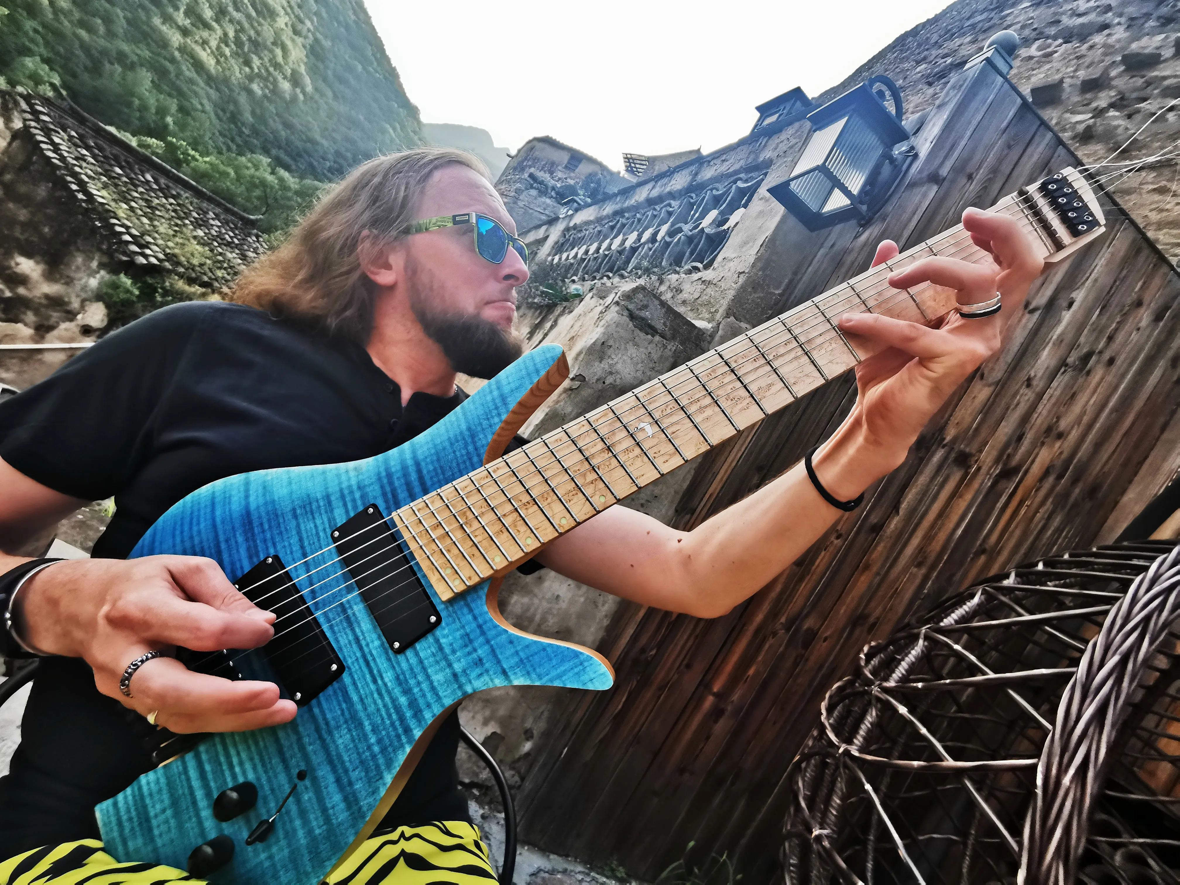 8 string headless guitar.jpg