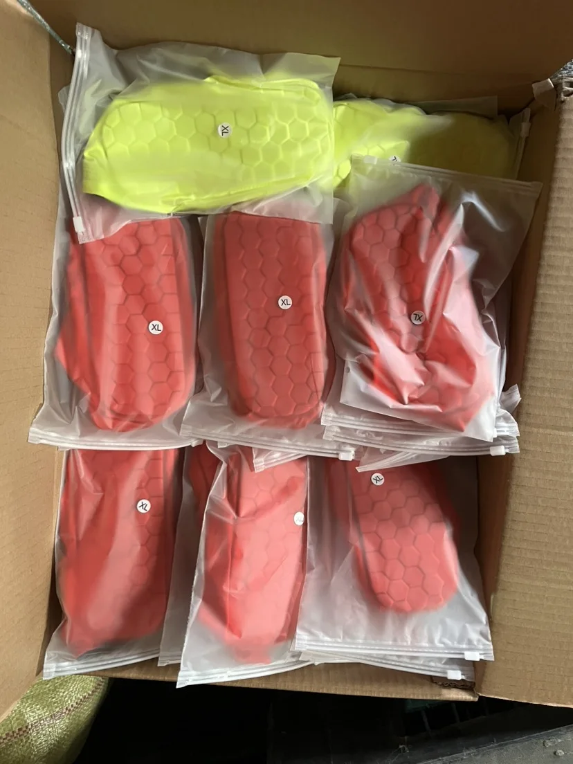 High Quality Shin Guard Sleeve Protector Men Women for Sports Football Soccer Game Leg Shin Pad Calf Protection