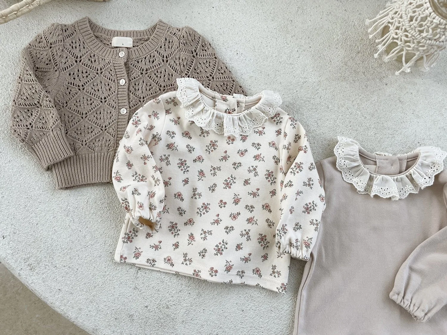 Spring Long Sleeve Crop Tops Modern Floral Organic Cotton Baby Tops Shirts