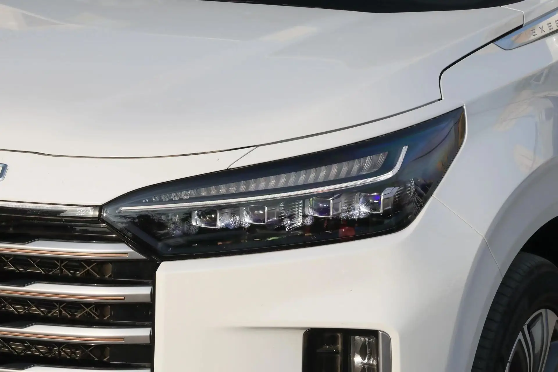 Brand new car exeed Lanyue 2025 2.0T four-wheel drive star-seven seats new vehicle from China