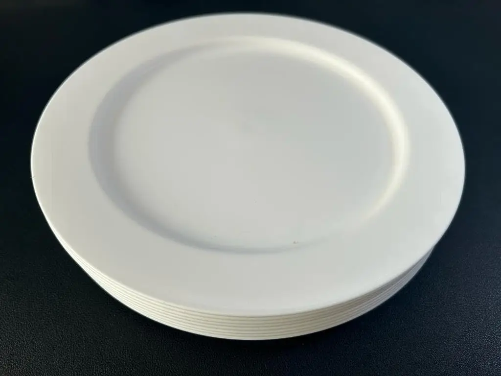 Break and Chip-resistant Durable and Kid-friendly Melamine Dinnerware Set Plastic for Indoor and Outdoor Dishwasher Safe Wedding