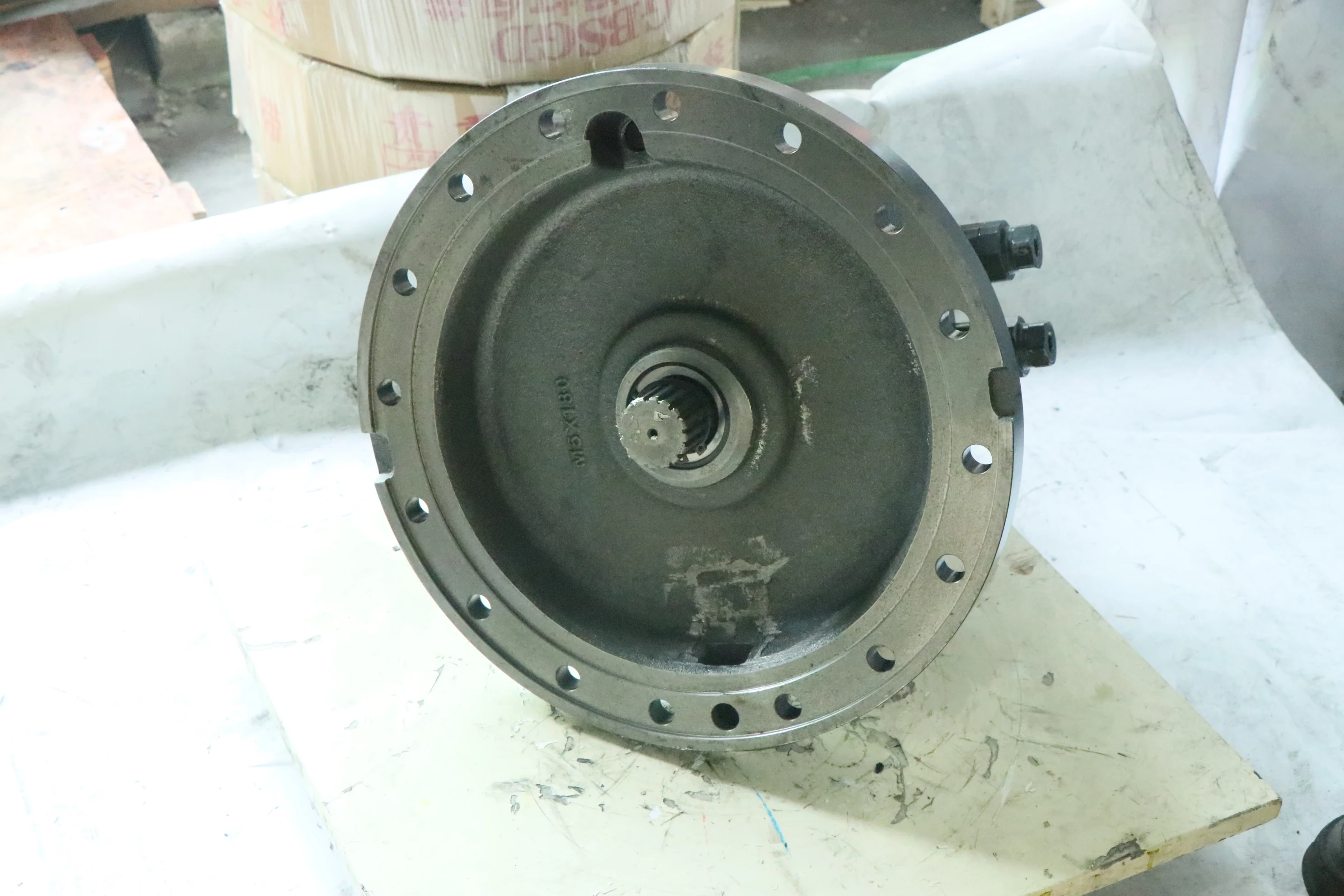 Benling is suitable for EC240excavator spare parts swing motor swing motor assembly