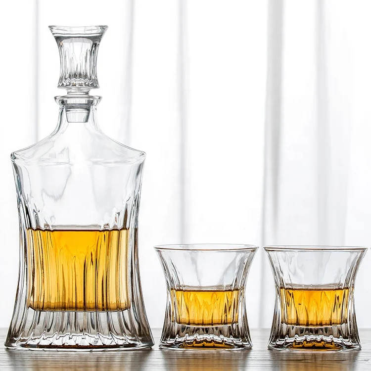 Wholesale Lead-Free Crystal Whiskey Decanter Set with 4 Old Fashioned Whisky Glasses for Liquor Bourbon