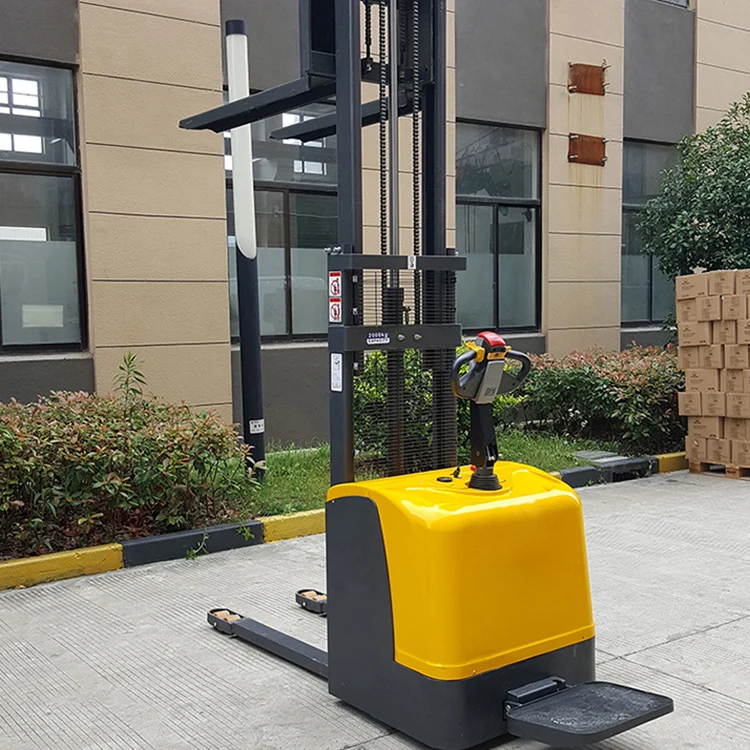 Factory Direct 0.8ton Stacker Self-propelled Tracklifts F1.5t 2t 2.5t 3t 4t Battery Powered 4 Wheels Electric Forklift