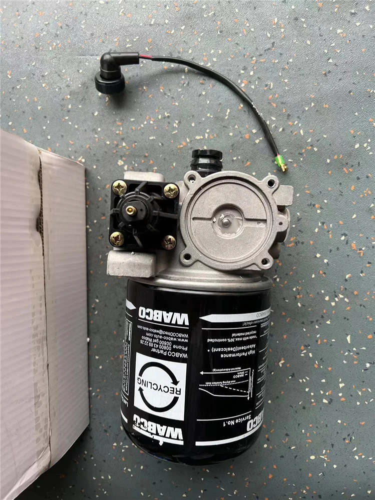 auto chassis parts 3529-00006 original air dryer for Chinese bus ZK6107HA