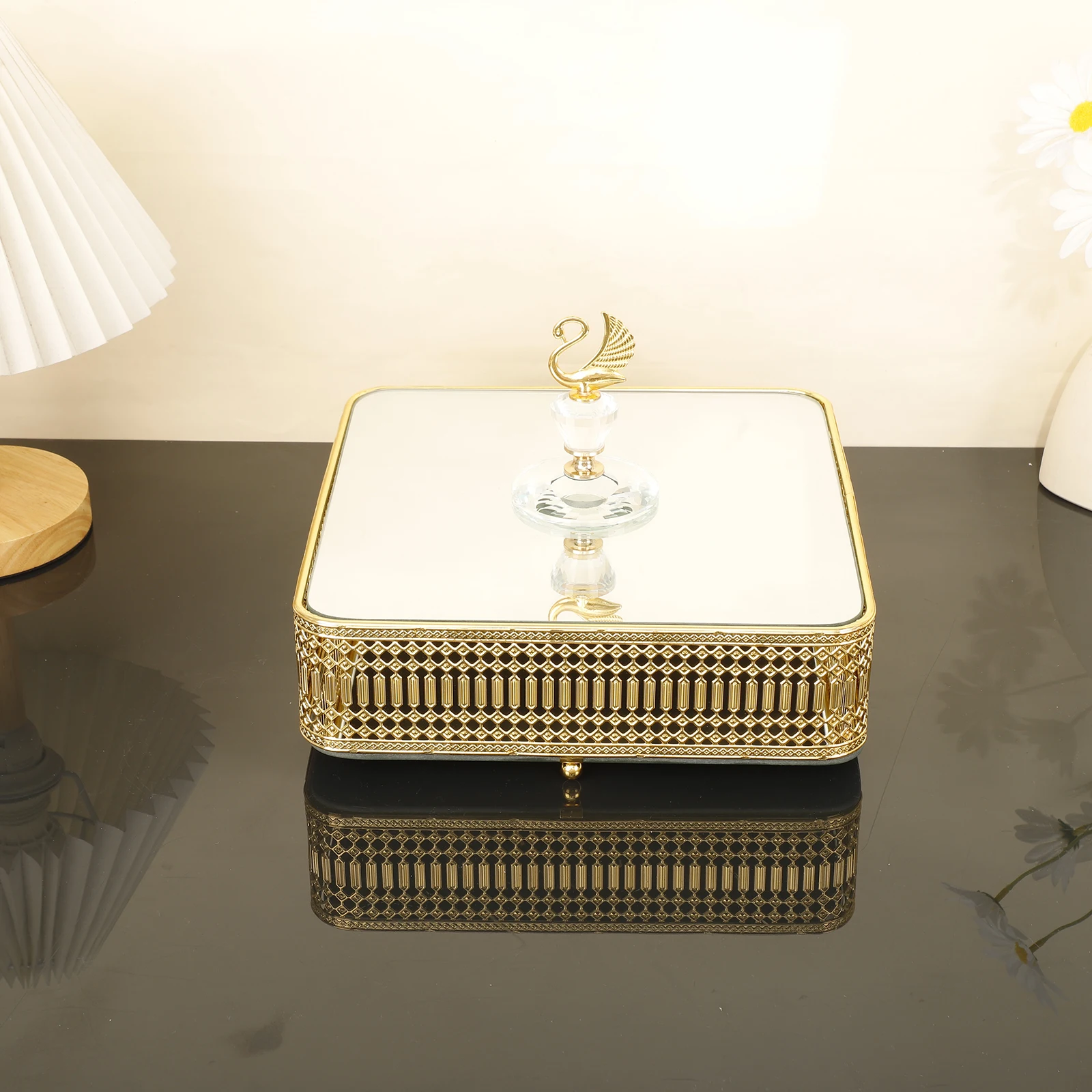 Luxury Vanity Home Decor Round Candy Box Arabic Style Ramadan Eid Gift Gold Glass Retro Antique Serving Mirror Tray With Lid