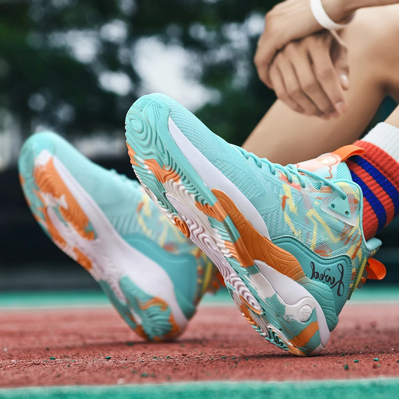 Wholesale Customized Large size high-top basketball shoes Men Outdoor Sports Style Sneakers