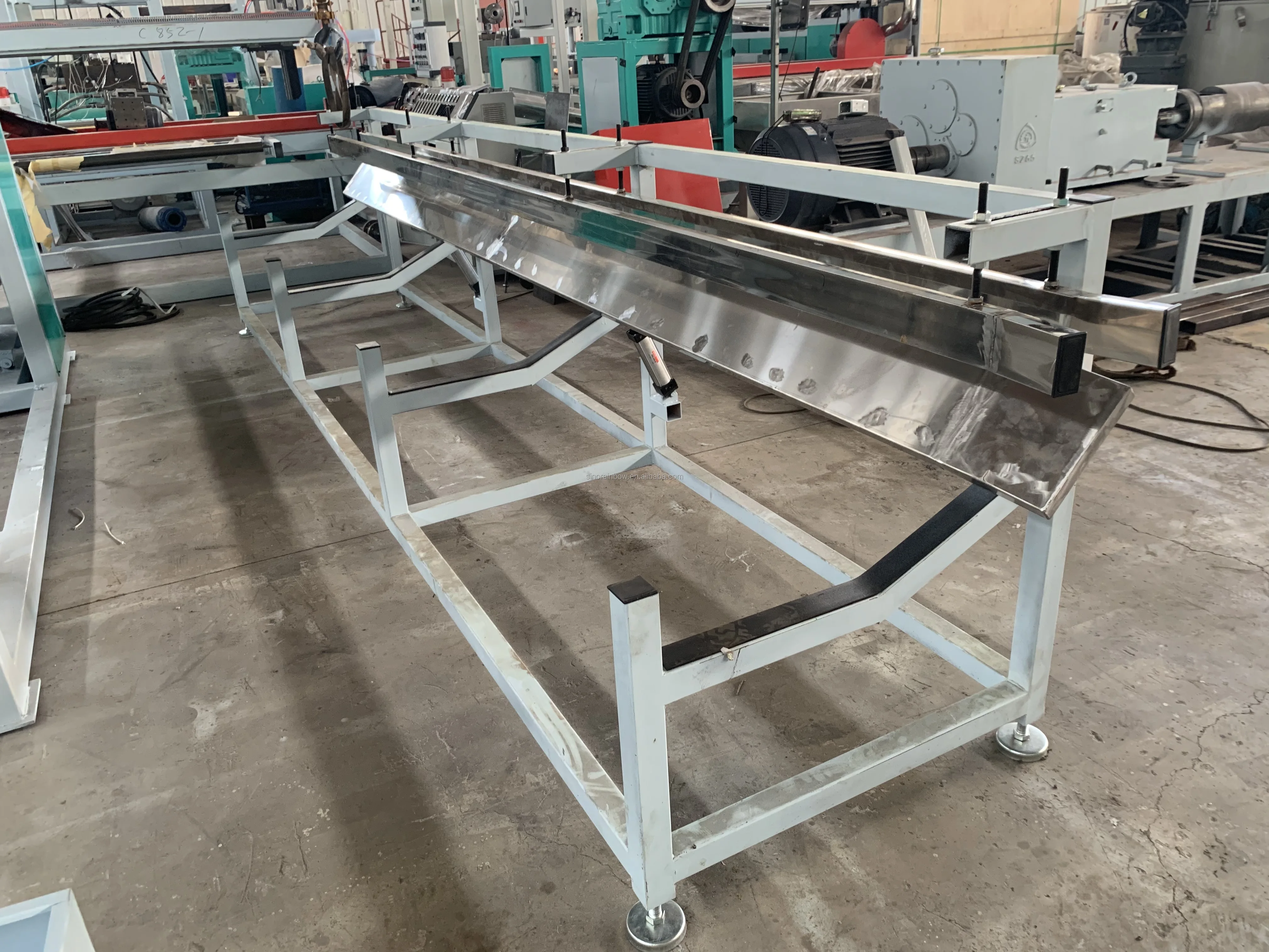 WPC Plastic Window Door Frame Profile Extruder Making Machine