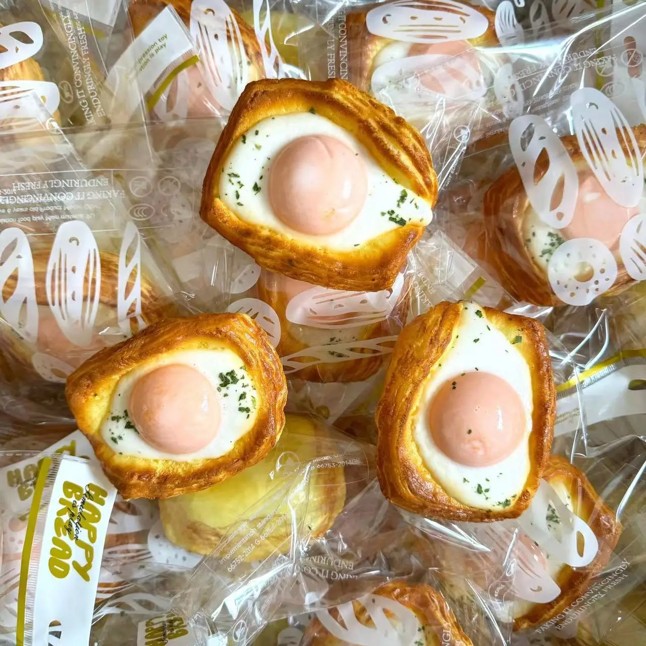 Slow Rebound Toy Doughnut Bread Food Resin Cabochons  Dollhouse Mini Simulation Food DIY Decompression Toy With Candy