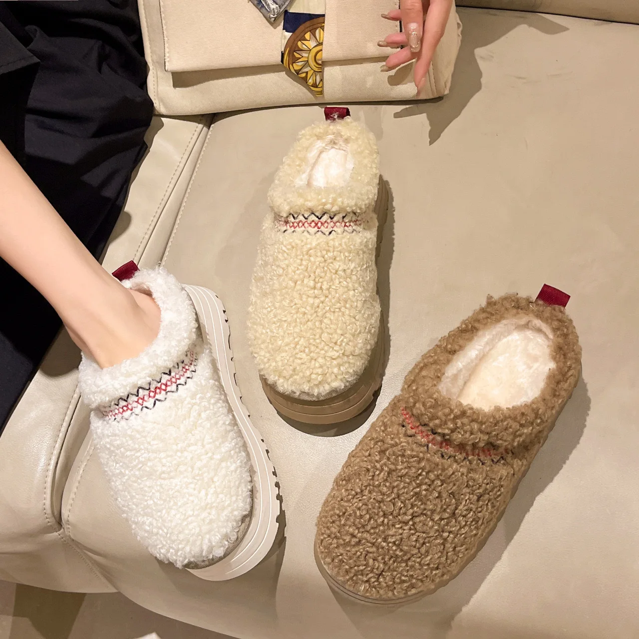 Famous Brand Winter Warm Snow Shoes for Women New Style Brown Platform Slippers Genuine Leather Lining Sheep Fur Comfortable