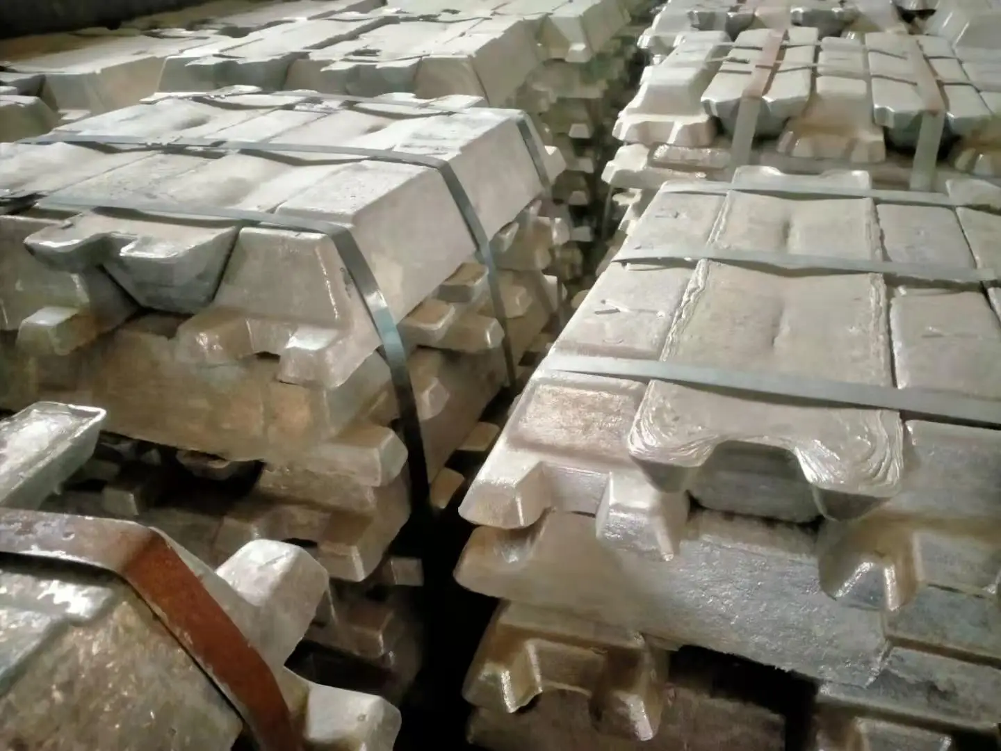 Factory Direct Supply Cheap Price High Purity Aluminium Aluminum Ingot For Sale