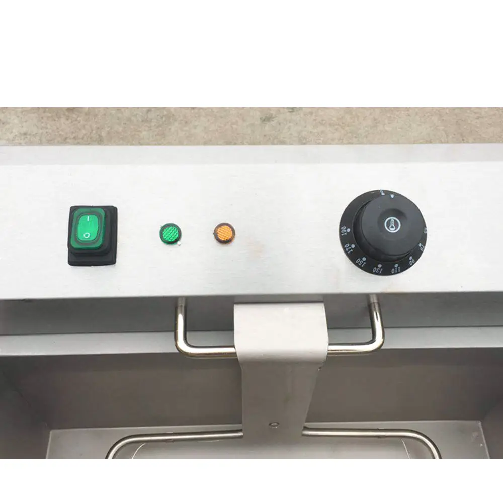 New Ce Commercial Electric Doughnut Maker Stainless Steel Mochi Donut and Cheese Donut Fryer for Restaurant Use with Pump PLCT