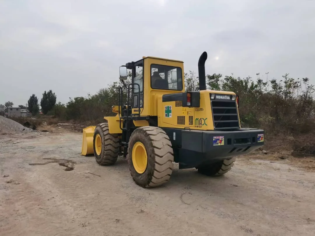 Used construction machinery Komatsu WA320-3 loader Manufactured Year 2010 Original Japan Engine 114 kW