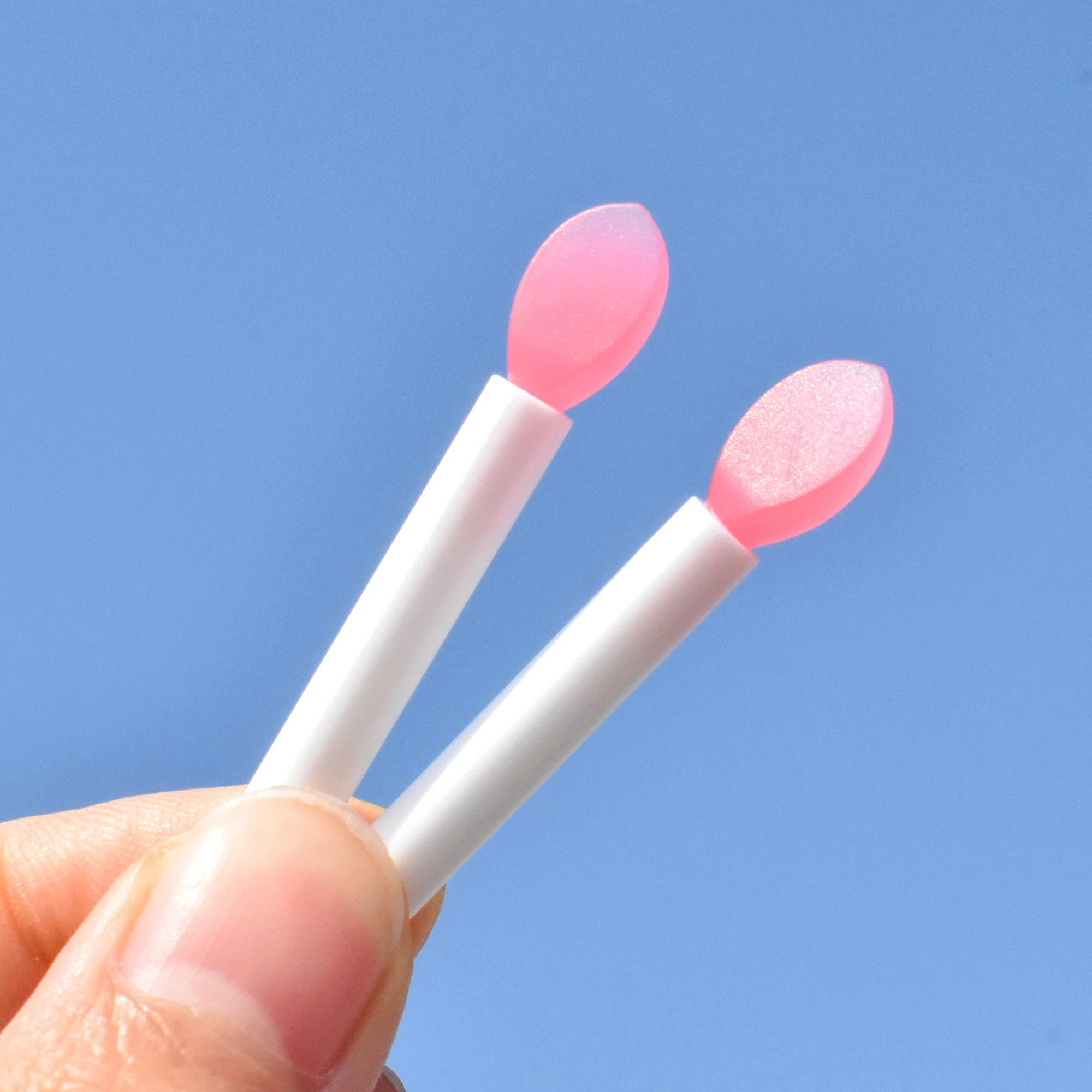 Silicone Lip Mini Makeup Portable Brush Beauty Tools Eyeshadow Brush Soft Tip Lipstick Lip Gloss Applicator with Cap