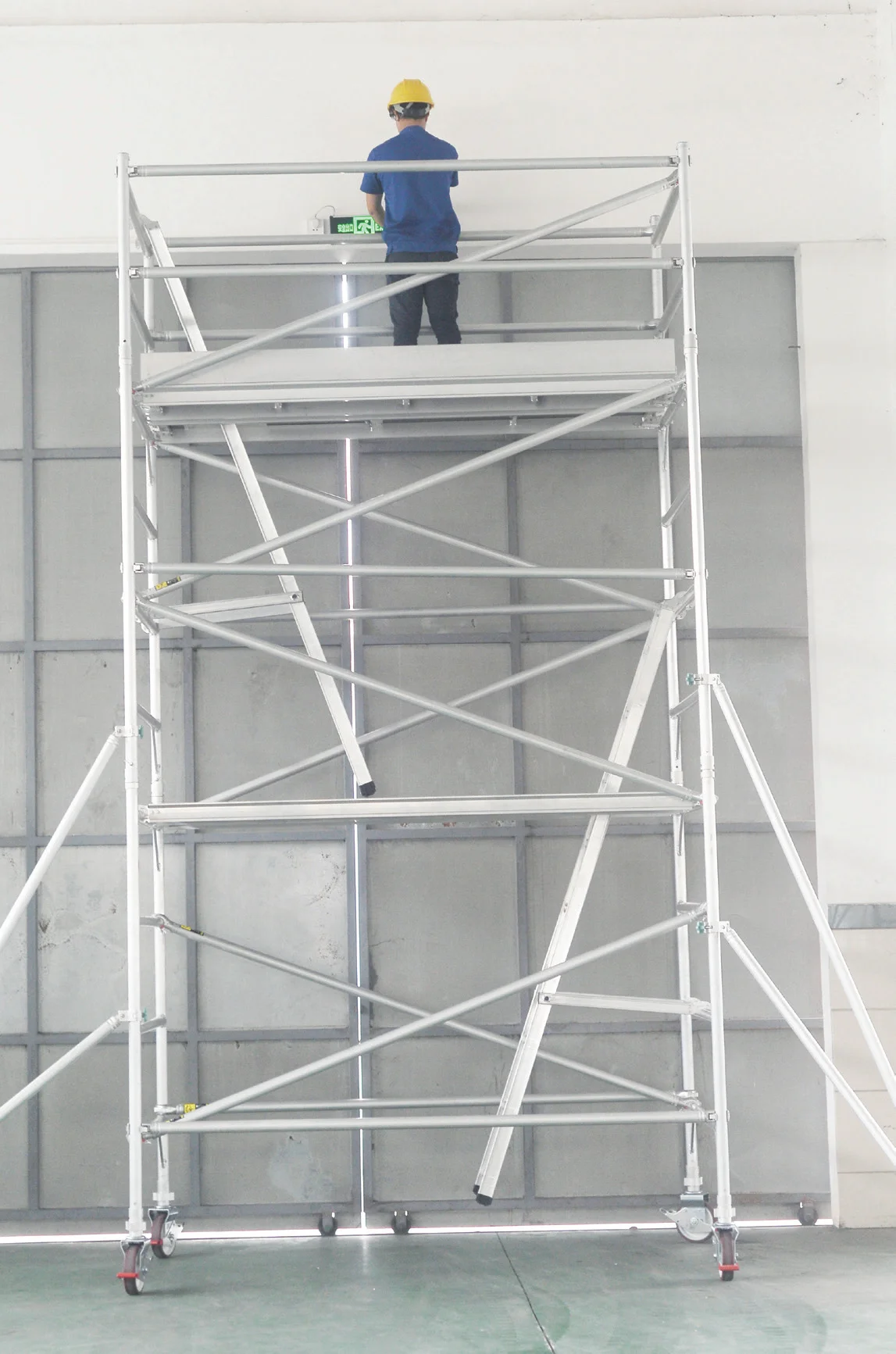 Popular light weight single width rolling scaffolding construction multipurpose aluminium scaffolding  aluminum stairs