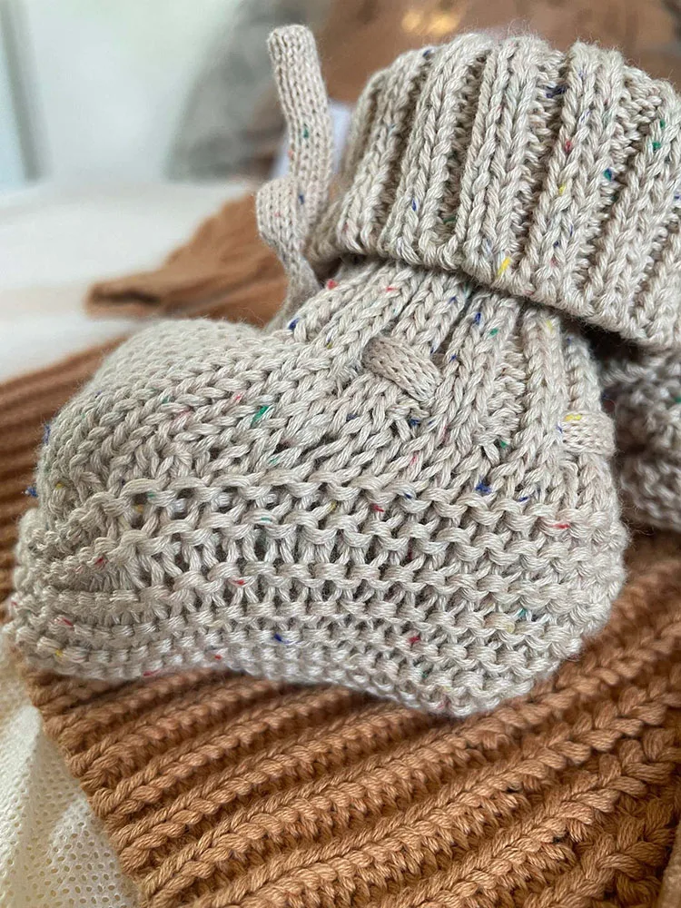 Custom baby speckled knit sprinkled cotton knitted newborn shoes toddler baby knit booties