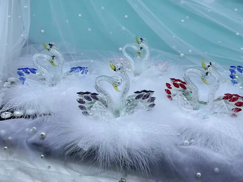 Custom various series crystal glass swan figurine paperweight table centerpiece and car ornament