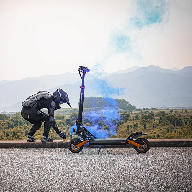 2022 NEW ARRIVAL EU Warehouse G2 Pro Scooters Electric Foldable 2 Wheels Scooter Electric Adult Smart Light Unisex Motor Power