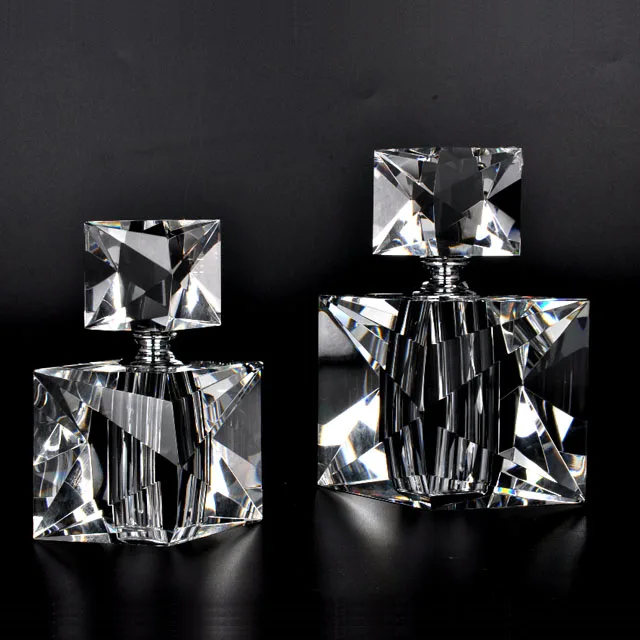 Luxury Gift Slap-up 50ml Empty Essential Oil Bottles Modern K9 Crystal Perfume Bottle For Lady