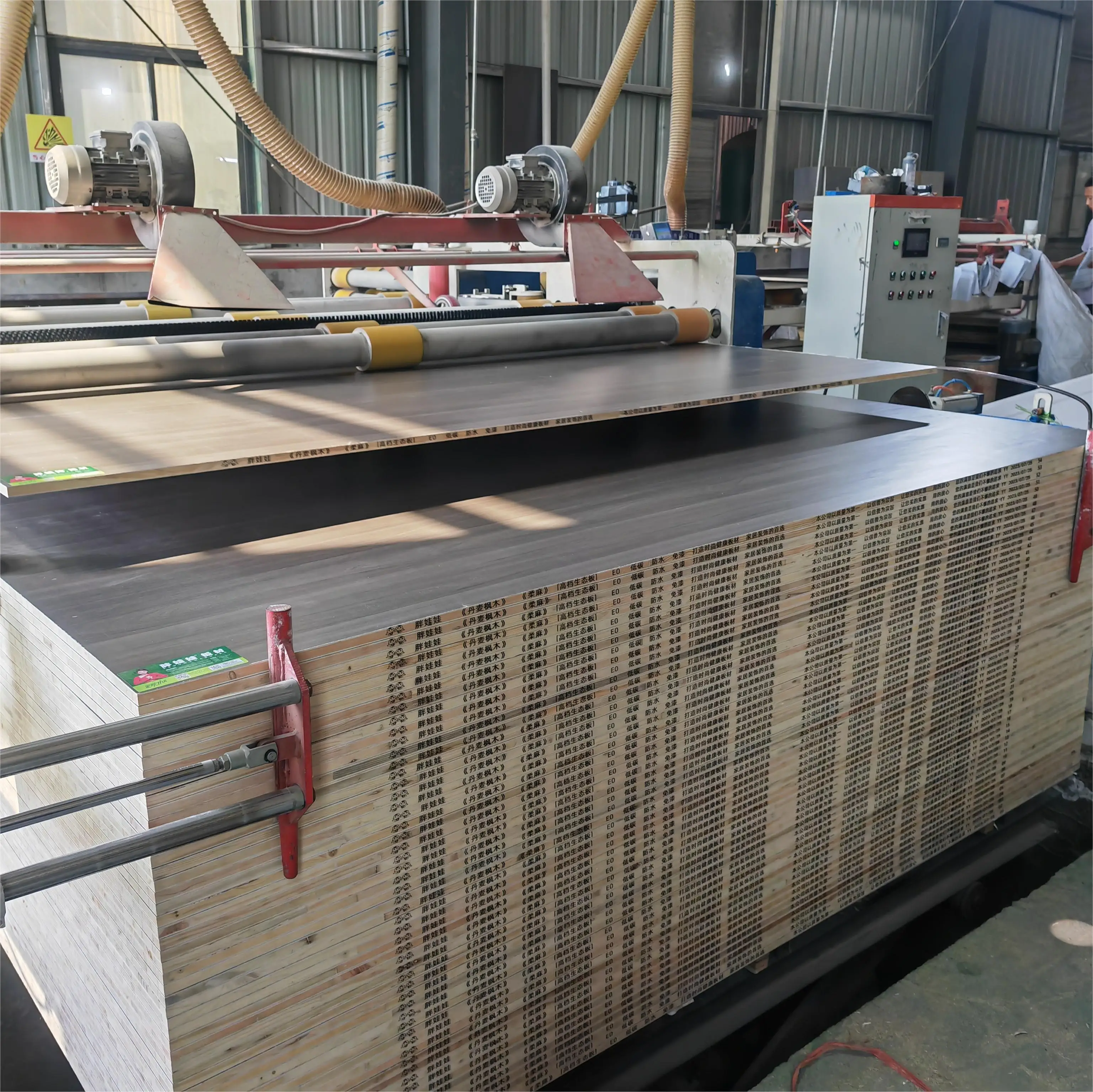 high grade melamine block board in sale melamine face block board for kitchen cabinet door